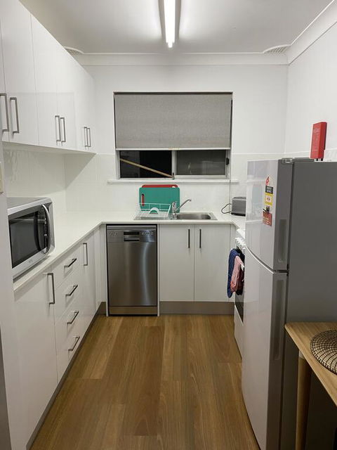 Family Unit March St Orange - Darwin Holiday 3