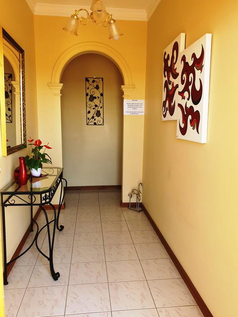 Fancy Moonta Bay - Darwin Holiday 3