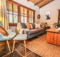 Feathertop Retreat - Darwin Holiday