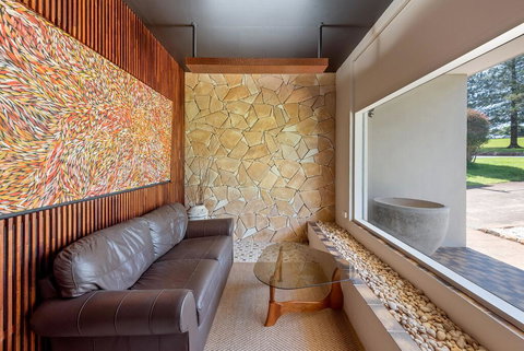 Fi's Relaxing Beach House - Darwin Holiday 3