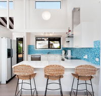 Fingal HeightsFingal Bay - Darwin Holiday