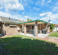 Fingal Waves  Fingal bay NSW - Darwin Holiday