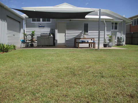 Fisherman's Cottage Hervey Bay - Darwin Holiday 1