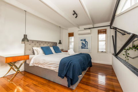 Fitzroy Converted Warehouse Penthouse - Darwin Holiday 1