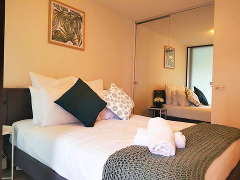 FITZROY FANTASTIC 1BR APT With FREE WINE, NETFLIX, WIFI, Close To TRAMS, COLES - Darwin Holiday 1