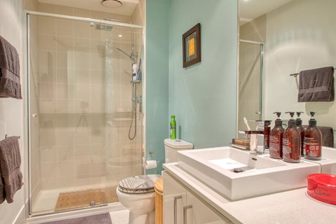 Fitzroy Lifestyle 1 Bed With Pool, Spa, Sauna & Gym - Darwin Holiday 3