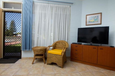 Forster Lodge 6, Cnr Wallis & West Street, Forster - Darwin Holiday 1