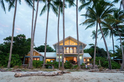 Frangipani Beach House - Newell Beach - Darwin Holiday 0