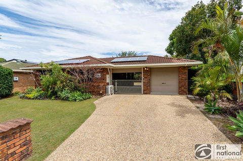 Freshly Revovated Dog Friendly House Walking Distance To Waterfront! - Darwin Holiday 2