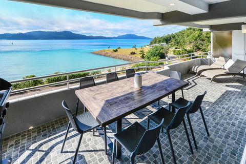 Fully Renovated Frangipani Beach Front Apartments - Darwin Holiday 0