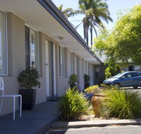 Gale Street Motel  Villas - Darwin Holiday