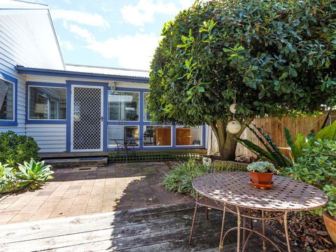 Garden Cottage - Darwin Holiday 1