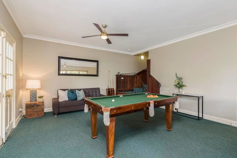 Gather At 65 Main In Hepburn Springs - Darwin Holiday 3