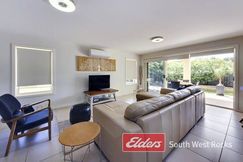 Geckos At South West Rocks - Darwin Holiday 1