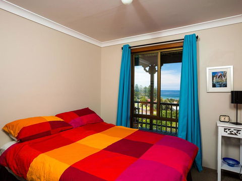 Gerroa Headland Hideaway - Darwin Holiday 1
