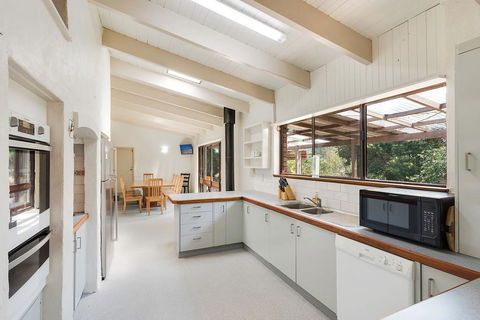 Getaway South Coast - Holiday House With Pool - Darwin Holiday 0