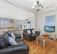 Ginabella - Darwin Holiday