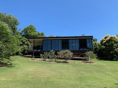 Glass On Glasshouse - Darwin Holiday 3