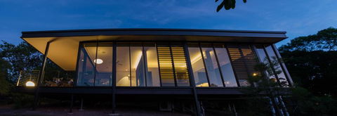 Glass On Glasshouse - Darwin Holiday 2