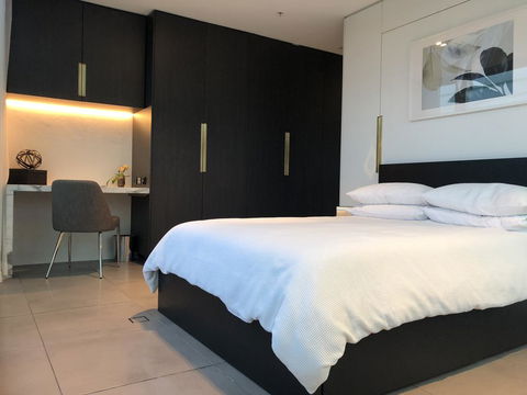 Glasshouse Apartment - At Parramatta - Darwin Holiday 3