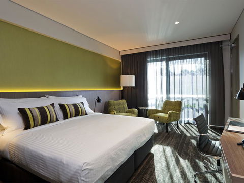 Glen Hotel And Suites - Darwin Holiday 1