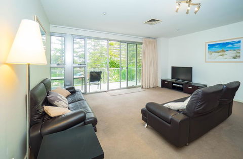 Glenelg Beachside Luxury Apartments - Darwin Holiday 2