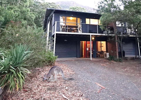 Glengarriff Townhouse 2 - Darwin Holiday 1