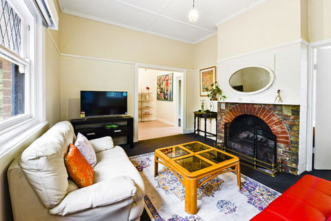 GlenIris Beautiful 6BedderFamily House+2Bath+Pool - Darwin Holiday 2