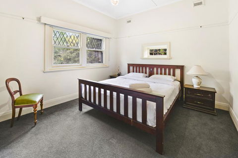 GlenIris Beautiful 6BedderFamily House+2Bath+Pool - Darwin Holiday 3