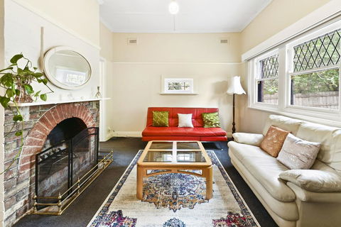 GlenIris Beautiful 6BedderFamily House+2Bath+Pool - Darwin Holiday 0
