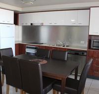 Gold Coast Chevron Apartment - Darwin Holiday