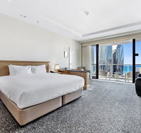 Gold Tower Private Hotel Suite with Ocean Views - Darwin Holiday
