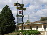 Golden Chain Garden Motor Inn Gundagai