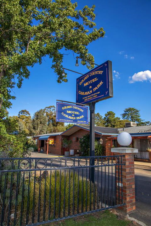 Golden Country Motel And Caravan Park - Darwin Holiday 3