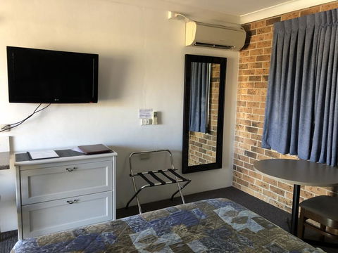 Golden Grain Motor Inn - Darwin Holiday 1
