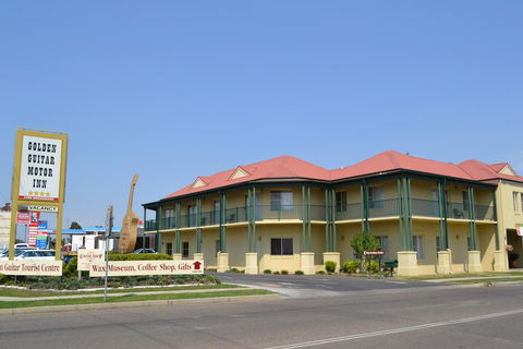 Golden Guitar Motor Inn - Darwin Holiday 2