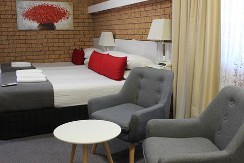 Golden Harvest Motor Inn Moree - Darwin Holiday 0