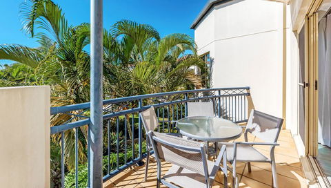 Golden Riviera Absolute Beachfront Resort - Darwin Holiday 2