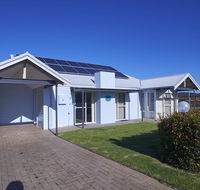 Golf and Beach Retreat - Darwin Holiday