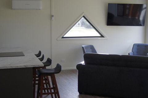 Goolwa Spa & River Retreat House - Darwin Holiday 1