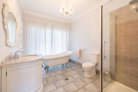 Gorgeous Alma St Villa - Darwin Holiday 3