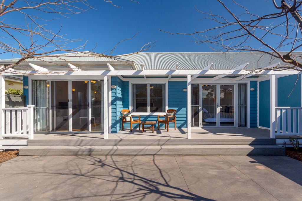 Wirlinga NSW Darwin Holiday