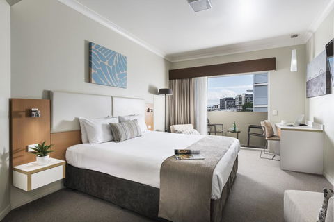 Grand Hotel And Apartments Townsville - Darwin Holiday 2