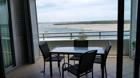 Grand Hotel Apartments Gold Coast By Owner - Darwin Holiday 3