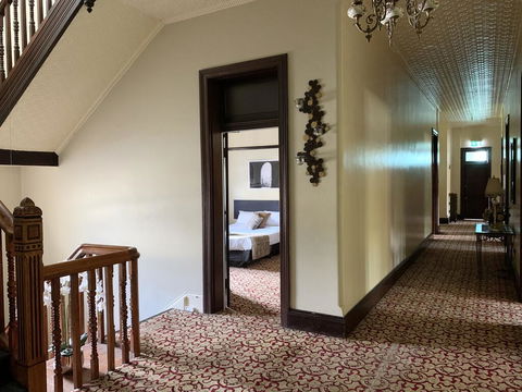 Grand Neath Hotel - Darwin Holiday 2