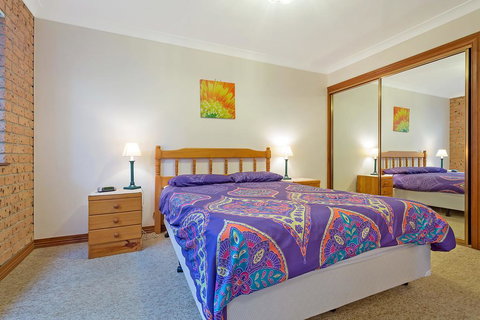 Grand Pacific 2 Unit 1 - Darwin Holiday 1