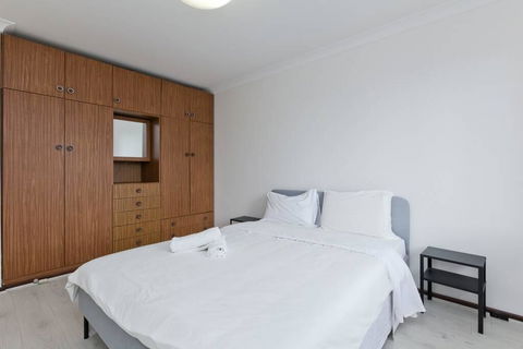 Great Location Unit Near South Perth & City & Zoo - Darwin Holiday 1