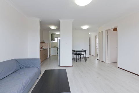 Great Location Unit Near South Perth & City & Zoo - Darwin Holiday 3