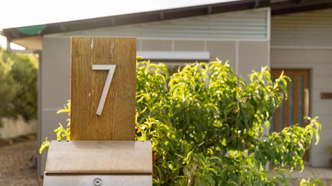 Great Ness Beachhouse - WiFi - Pet-Friendly - Darwin Holiday 1