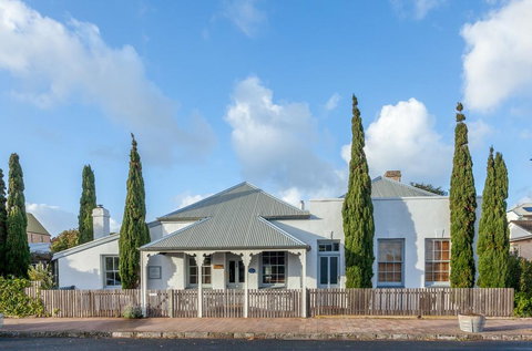 Grey Masts, Robe - Darwin Holiday 0